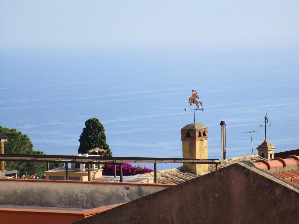 Arche Apartment Taormina Habitación foto